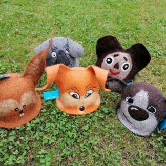 Saunamütsid näoga või tikandiga