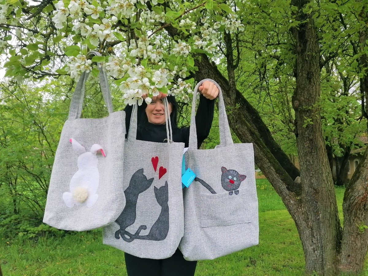 Kott kassidega või jänesega